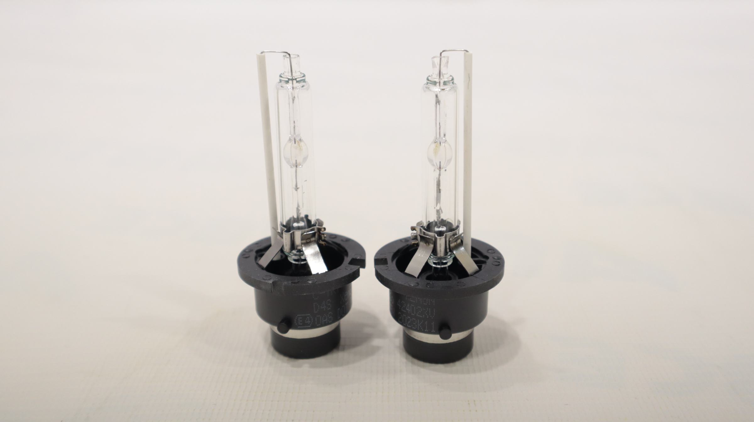 Лампа фары XENON D4S 5000K (чип PHILIPS) C3